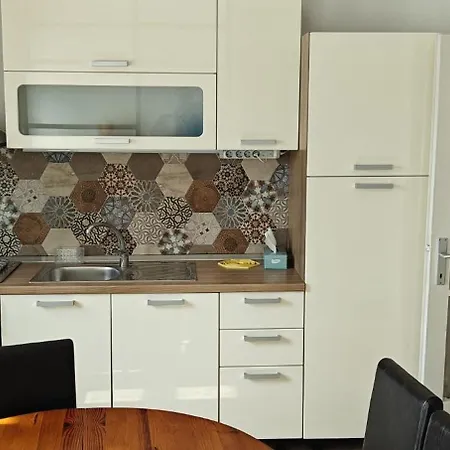 Calla 3 Apartment-main Square,in The Shooping Center - Parking Slot With Securiti And Video * Skopje