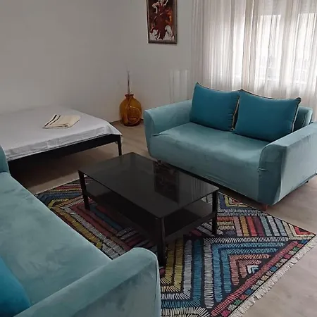 Calla 3 Apartment-main Square,in The Shooping Center - Parking Slot With Securiti And Video * סקופיה