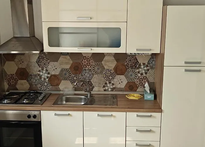 Calla 3 Apartment-main Square,in The Shooping Center - Parking Slot With Securiti And Video * Szkopje