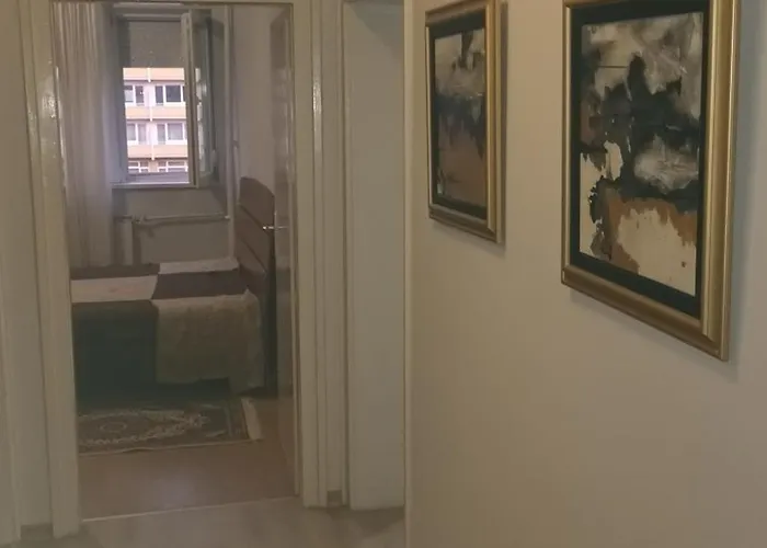 Calla 3 Apartment-main Square,in The Shooping Center - Parking Slot With Securiti And Video