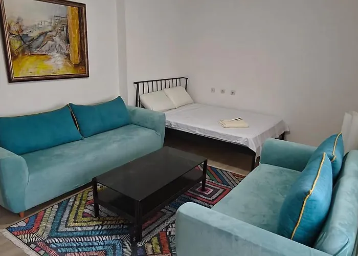 Calla 3 Apartment-main Square,in The Shooping Center - Parking Slot With Securiti And Video * Szkopje